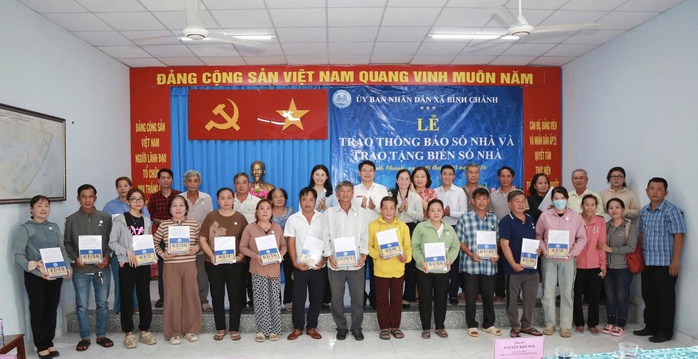 Thi đua để TPHCM vươn xa: Người d&acirc;n được thụ hưởng th&agrave;nh quả - Ảnh 3.