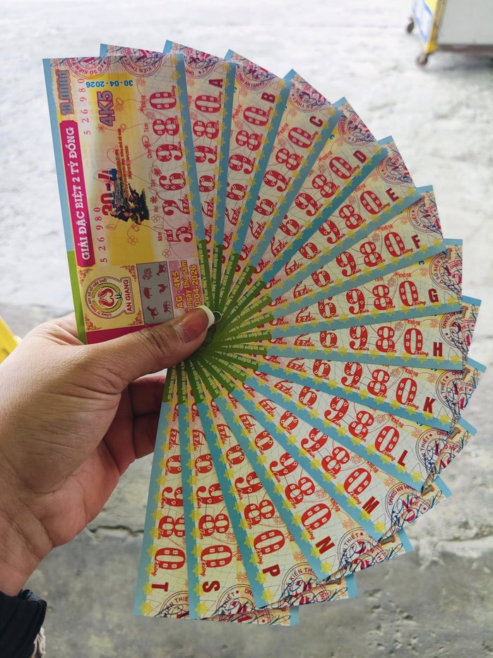 Ba giải độc đắc xổ số miền Nam c&ugrave;ng lộ diện v&agrave;o chiều 30-4 - Ảnh 5.