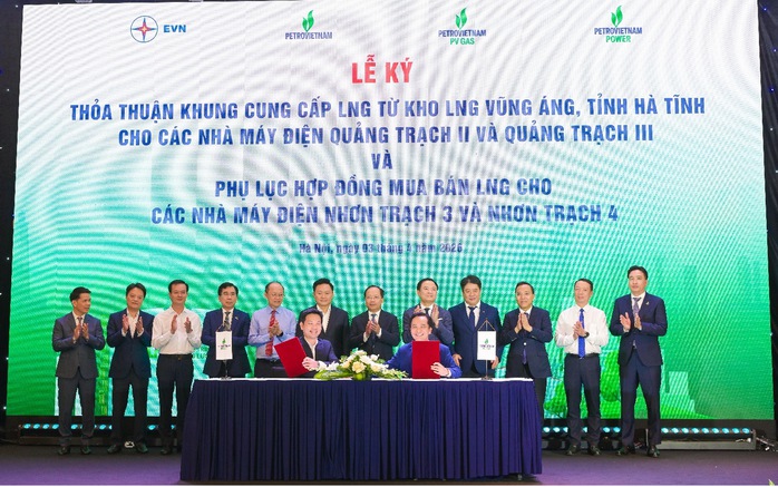 PV GAS v&agrave; EVN hợp t&aacute;c cung cấp kh&iacute; LNG cho c&aacute;c dự &aacute;n điện năm 2026 - Ảnh 2.