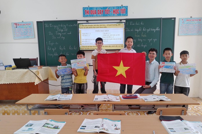 Gieo chữ ở Bạch Long Vĩ - Ảnh 2.