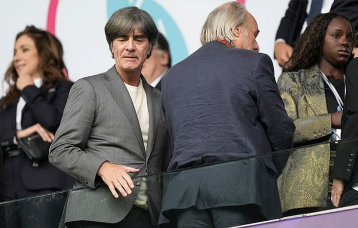 Cựu v&ocirc; địch thế giới t&aacute;i xuất, HLV Joachim Low v&agrave; bến đỗ bất ngờ tại ch&acirc;u Phi - Ảnh 2.