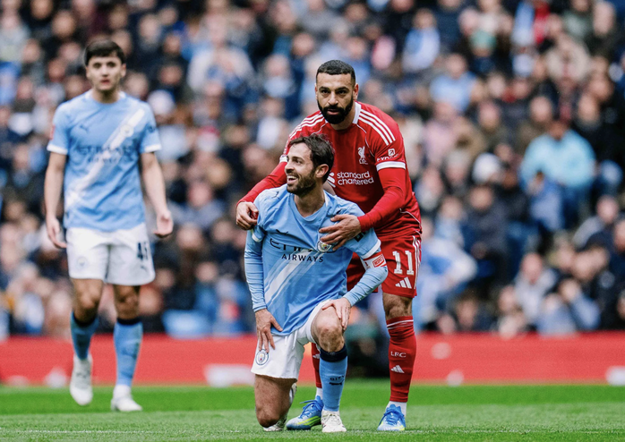Haaland b&ugrave;ng nổ hat-trick, Man City v&ugrave;i dập Liverpool ở tứ kết FA Cup - Ảnh 1.