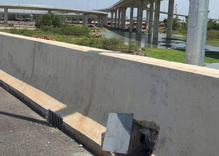 Trộm cắp c&aacute;p điện nghi&ecirc;m trọng tr&ecirc;n cao tốc bi&ecirc;n h&ograve;a - Vũng T&agrave;u năm 2026 - Ảnh 3.