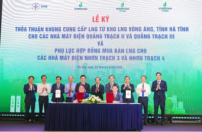 PV GAS v&agrave; EVN hợp t&aacute;c cung cấp kh&iacute; LNG cho c&aacute;c dự &aacute;n điện năm 2026 - Ảnh 1.