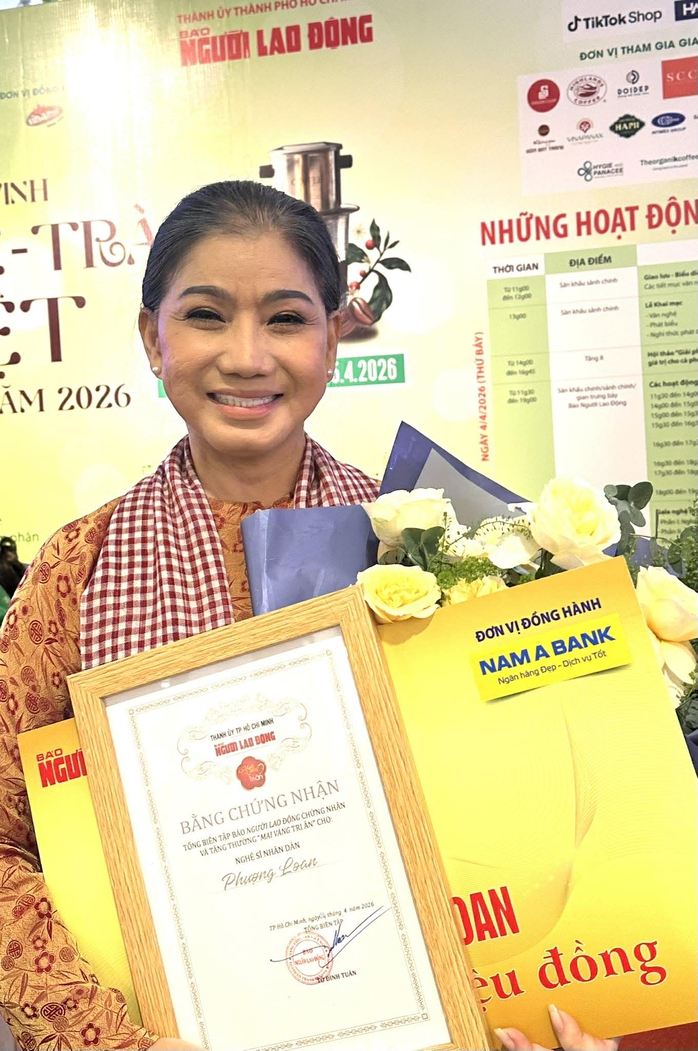 Gala "Âm nhạc và cà phê": Những rung động từ trái tim NSND Phượng Loan, NSƯT Vũ Luân - Ảnh 3. Gala "Âm nhạc và cà phê": Những rung động từ trái tim NSND Phượng Loan, NSƯT Vũ Luân - Ảnh 3.