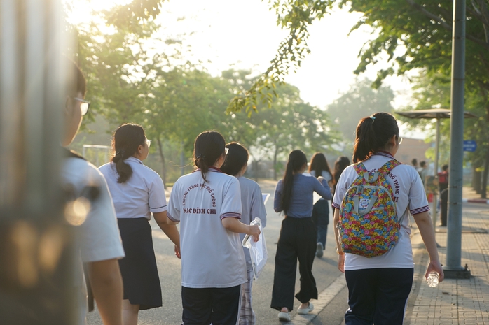 Trước giờ G, th&iacute; sinh thoải m&aacute;i bước v&agrave;o kỳ thi đ&aacute;nh gi&aacute; năng lực - Ảnh 8.