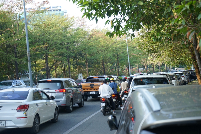 Trước giờ G, th&iacute; sinh thoải m&aacute;i bước v&agrave;o kỳ thi đ&aacute;nh gi&aacute; năng lực - Ảnh 2.