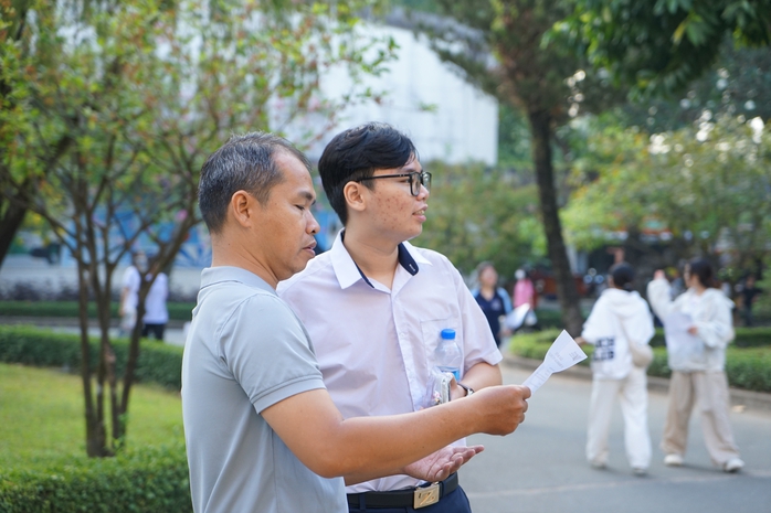 Trước giờ G, th&iacute; sinh thoải m&aacute;i bước v&agrave;o kỳ thi đ&aacute;nh gi&aacute; năng lực - Ảnh 3.