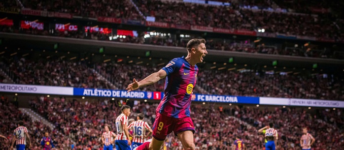 Real Madrid lạc lối, cuộc đua La Liga nghi&ecirc;ng về Barcelona - Ảnh 2.