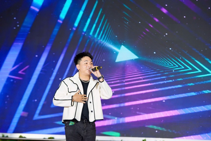 Lady Phương Th&ugrave;y c&ugrave;ng d&agrave;n nghệ sĩ kh&eacute;p lại Lễ hội "T&ocirc;n vinh c&agrave; ph&ecirc; - tr&agrave; Việt" lần thứ 4  - Ảnh 6.