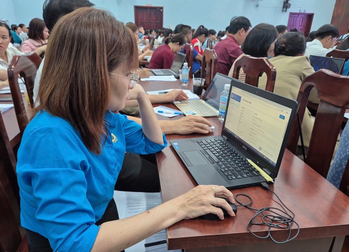 Triển khai ứng dụng điều hành Công đoàn đến cán bộ Công đoàn cơ sở - Ảnh 4.