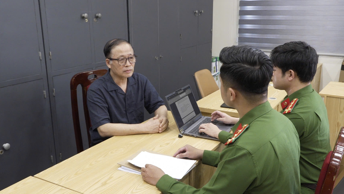 C&ocirc;ng an H&agrave; Nội n&oacute;i về mua v&agrave;ng bằng giấy hẹn trong vụ Bảo T&iacute;n Minh Ch&acirc;u - Ảnh 2.