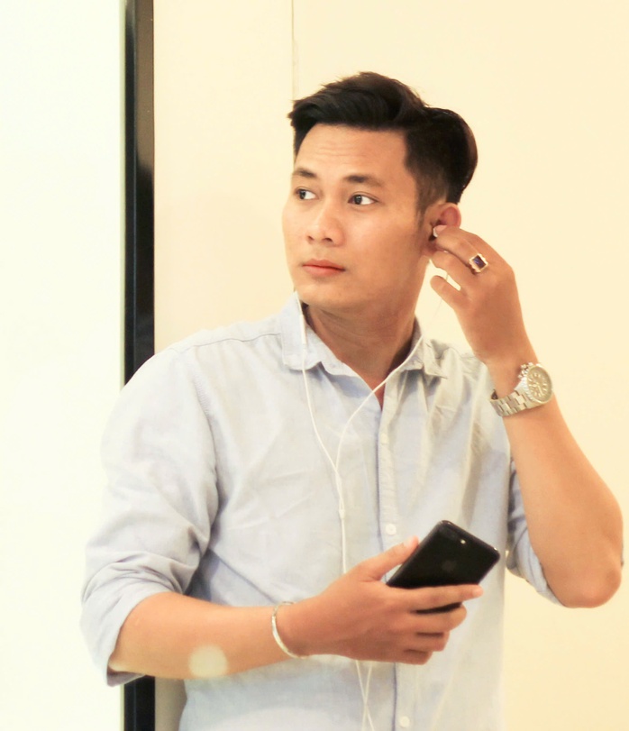 Sau cơn sốt 'Xin lỗi, anh chỉ là thằng bán bánh giò', đạo diễn Đặng Tuấn Chinh giờ ra sao? - Ảnh 1.