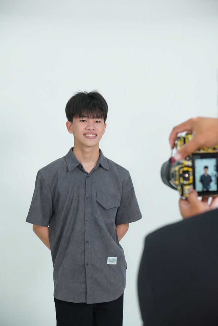 Sinh viên "thử lửa" tuyển dụng với 25 doanh nghiệp - Ảnh 2.