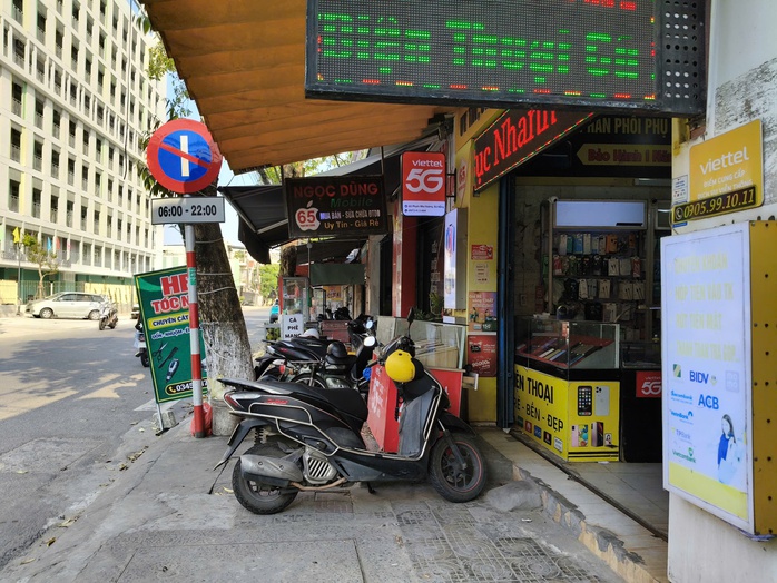 Đ&agrave; Nẵng y&ecirc;u cầu dọn dẹp vỉa h&egrave; , đảm bảo trật tự đ&ocirc; thị 2026 - Ảnh 1.