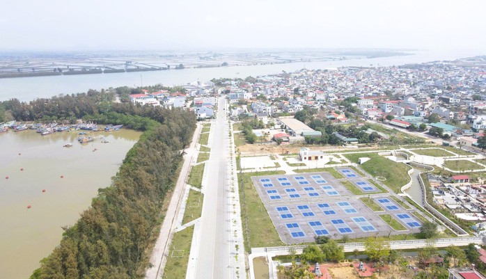 S&acirc;n Pickleball "mọc như nấm" trong Khu lưu niệm đồng b&agrave;o miền Nam tập kết ra Bắc - Ảnh 1.