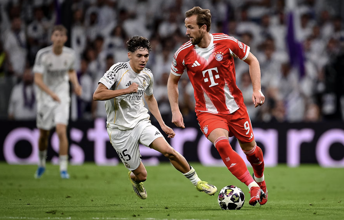 D&agrave;n sao Bayern Munich b&ugrave;ng nổ, Real Madrid thất thủ tại Bernabeu - Ảnh 4.