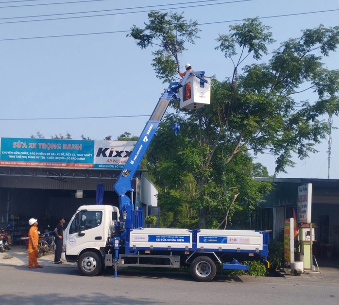 Nhiều nơi ở Huế nhiệt độ đ&atilde; cao hơn năm 2025, m&ugrave;a kh&ocirc; liệu c&oacute; thiếu điện? - Ảnh 2.