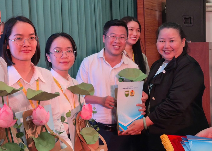 C&ocirc;ng đo&agrave;n Trường ĐH Y khoa Phạm Ngọc Thạch: Chăm lo chu đ&aacute;o cho đo&agrave;n vi&ecirc;n, lao động - Ảnh 1.