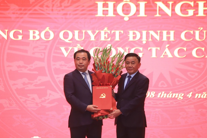 Bộ trưởng Bộ Nông nghiệp và Môi trường Trần Đức Thắng làm Bí thư Thành ủy Hà Nội - Ảnh 1.
