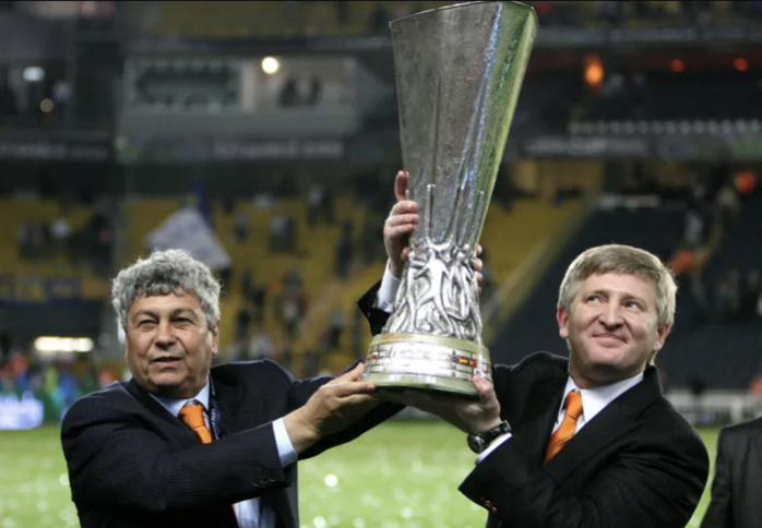 Bóng đá Romania tiếc thương "phù thủy" Mircea Lucescu - Ảnh 2.