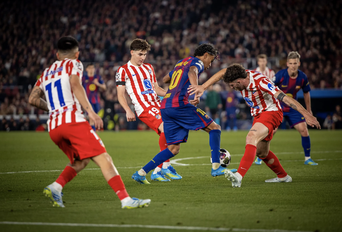 Barcelona thua sốc s&acirc;n nh&agrave;, Atletico Madrid mơ v&eacute; b&aacute;n kết Champions League - Ảnh 2.