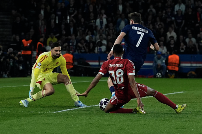 PSG thắng tưng bừng, Liverpool ch&igrave;m s&acirc;u khủng hoảng tại Paris - Ảnh 3.