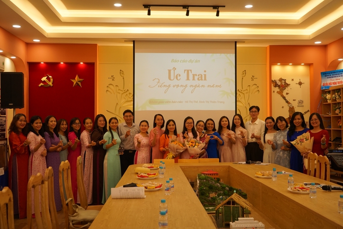 Học văn kh&ocirc;ng chỉ qua s&aacute;ch vở: Văn học trung đại được &ldquo;đ&aacute;nh thức&rdquo; - Ảnh 8.