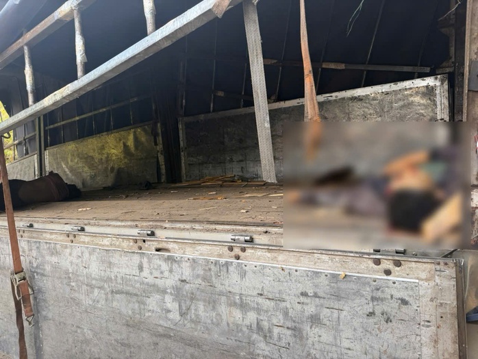 Vụ tai nạn tại Tà Zôn: Xe tải tuột dốc, trôi hơn 200 m trước khi lao xuống vực khiến 3 người tử vong - Ảnh 5.