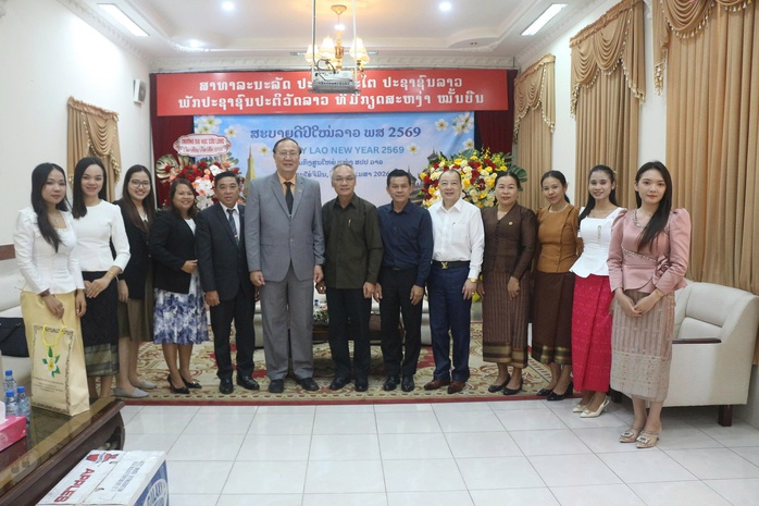 L&atilde;nh đạo Trường ĐH Cửu Long thăm v&agrave; ch&uacute;c Tết Tổng L&atilde;nh sự L&agrave;o v&agrave; Campuchia tại TPHCM - Ảnh 3.