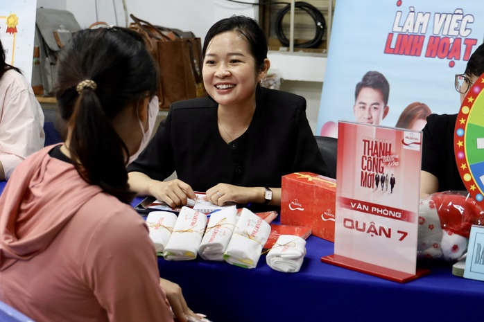 Người đang hưởng trợ cấp thất nghiệp muốn t&igrave;m việc mới sẽ được tư vấn, giới thiệu ra sao? - Ảnh 2.