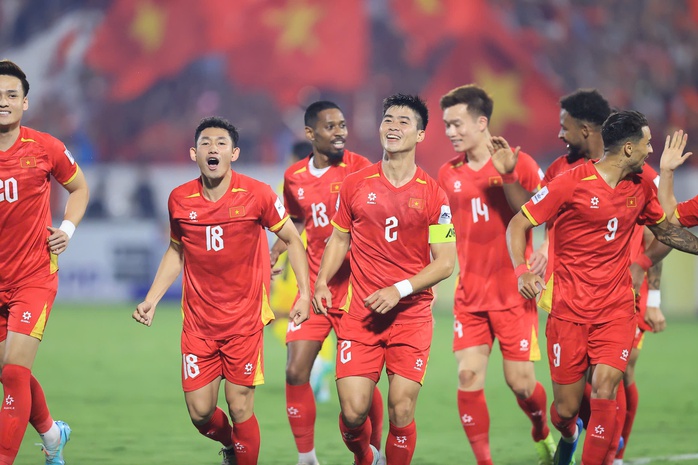 Tuyển Việt Nam đối mặt khoảng trống lớn khi Lee Jung-soo rời đi - Ảnh 2.