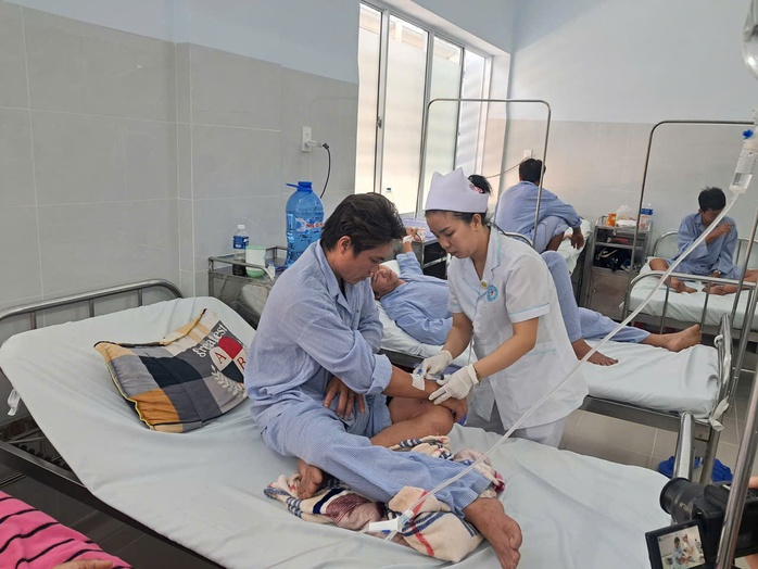 Xe lao xuống vực 4 người tử vong: T&agrave;i xế chạy tuyến mới v&agrave;i ng&agrave;y trước khi tai nạn thảm khốc - Ảnh 1.