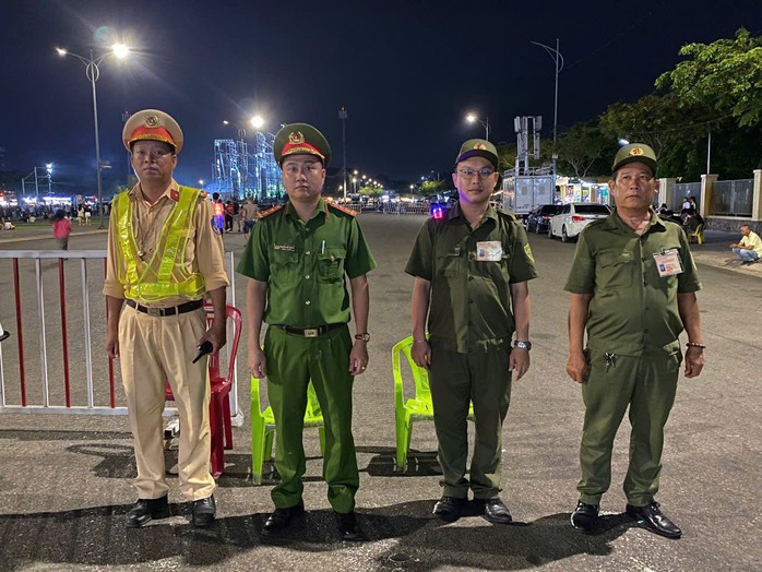 C&ocirc;ng an TPHCM đảm bảo an ninh trật tự dịp Lễ 30/4 - Ảnh 5.