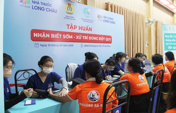 Tập huấn sơ cứu đột quỵ cho đo&agrave;n vi&ecirc;n Đ&agrave; Nẵng - Ảnh 6.