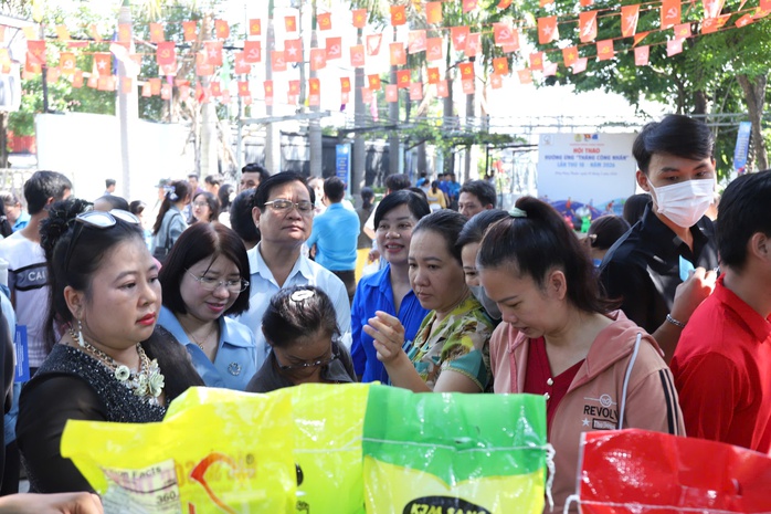 C&ocirc;ng đo&agrave;n phường Đ&ocirc;ng Hưng Thuận: Đẩy mạnh phong tr&agrave;o "Mỗi đo&agrave;n vi&ecirc;n - Một s&aacute;ng kiến" - Ảnh 4.