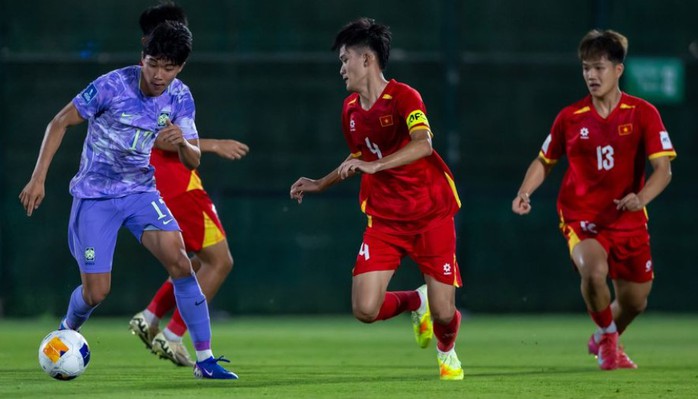 U17 Việt Nam: 84 ph&uacute;t ki&ecirc;n cường v&agrave; c&uacute; sụp đổ nghiệt ng&atilde; trước U17 H&agrave;n Quốc - Ảnh 1.
