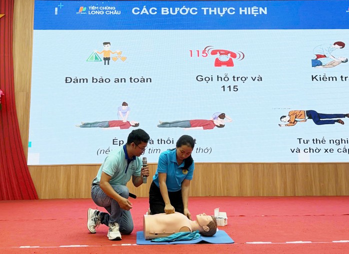 Tập huấn sơ cứu đột quỵ cho đo&agrave;n vi&ecirc;n Đ&agrave; Nẵng - Ảnh 7.