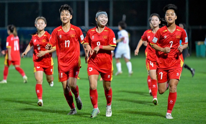 B&oacute;ng đ&aacute; trẻ Việt Nam trước ngưỡng cửa World Cup - Ảnh 2.