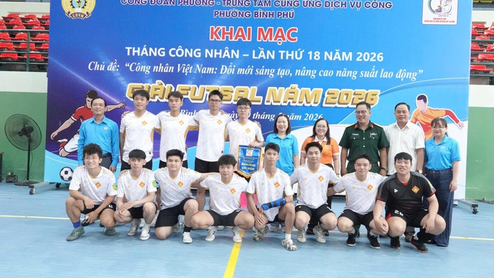 S&ocirc;i nổi Th&aacute;ng C&ocirc;ng nh&acirc;n - Ảnh 9.