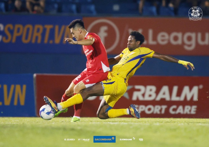 V&ograve;ng 22 V-League: Ninh B&igrave;nh trở lại top 3, C&ocirc;ng an H&agrave; Nội &aacute;p s&aacute;t ng&ocirc;i vương - Ảnh 2.