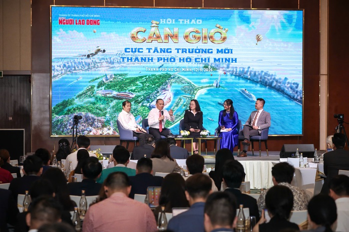 B&aacute;o in ng&agrave;y 13-5: Từ ng&agrave;y 21-5: Bắt buộc d&ugrave;ng hệ thống khai b&aacute;o lưu tr&uacute; mới - Ảnh 2.