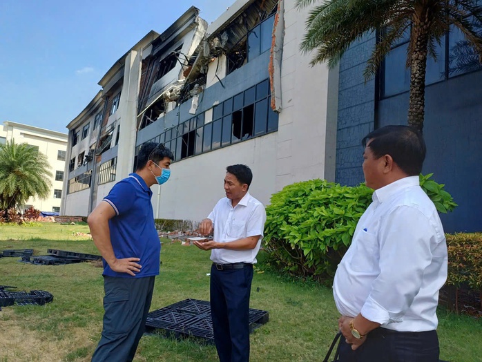 Chung tay ngay sau hỏa hoạn - Ảnh 1.
