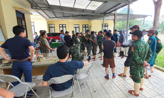 Trước khi treo cổ tự tử, nghi phạm s&aacute;t hại vợ cũ đăng lời nhắn g&acirc;y lạnh người - Ảnh 2.