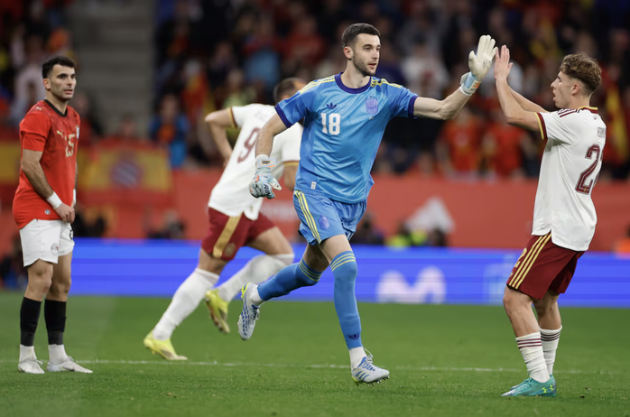 T&acirc;y Ban Nha g&acirc;y sốc với danh s&aacute;ch sơ bộ World Cup: Đại c&ocirc;ng thần bị loại - Ảnh 3.
