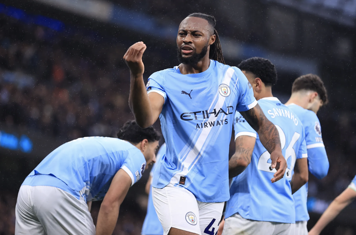 Đại thắng Crystal Palace, Man City tiếp tục cuộc đua v&ocirc; địch Ngoại hạng - Ảnh 2.