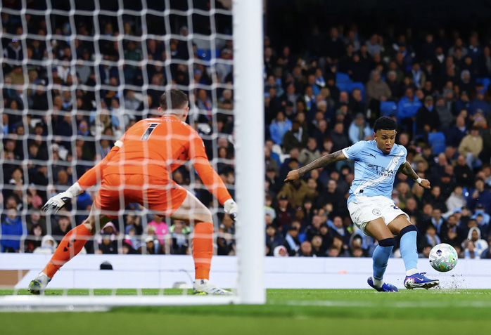 Đại thắng Crystal Palace, Man City tiếp tục cuộc đua v&ocirc; địch Ngoại hạng - Ảnh 5.