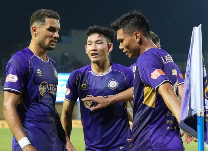 Ho&agrave;ng H&ecirc;n lỡ hẹn trận cầu quan trọng của H&agrave; Nội FC - Ảnh 2.