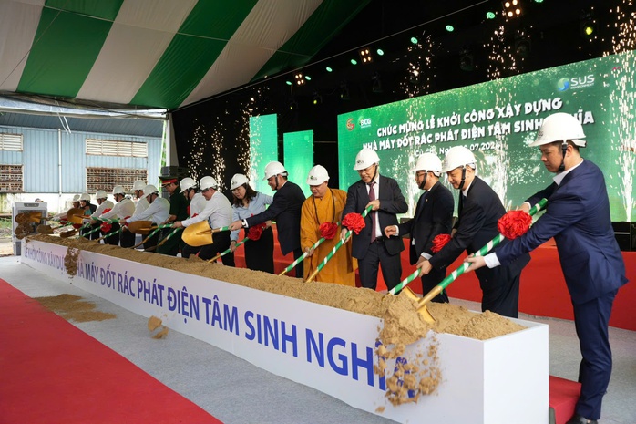 TPHCM: Cải tạo, xử l&yacute; c&aacute;c b&atilde;i ch&ocirc;n lấp r&aacute;c đ&atilde; đ&oacute;ng b&atilde;i - Ảnh 1.