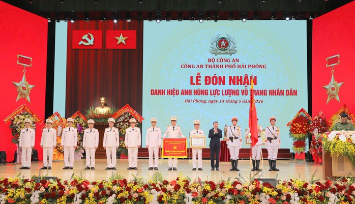 C&ocirc;ng an TP Hải Ph&ograve;ng đ&oacute;n nhận danh hiệu Anh h&ugrave;ng lực lượng vũ trang nh&acirc;n d&acirc;n - Ảnh 2.